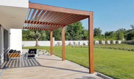 Fourniture et pose de pergola bioclimatique sur mesure Carpentras